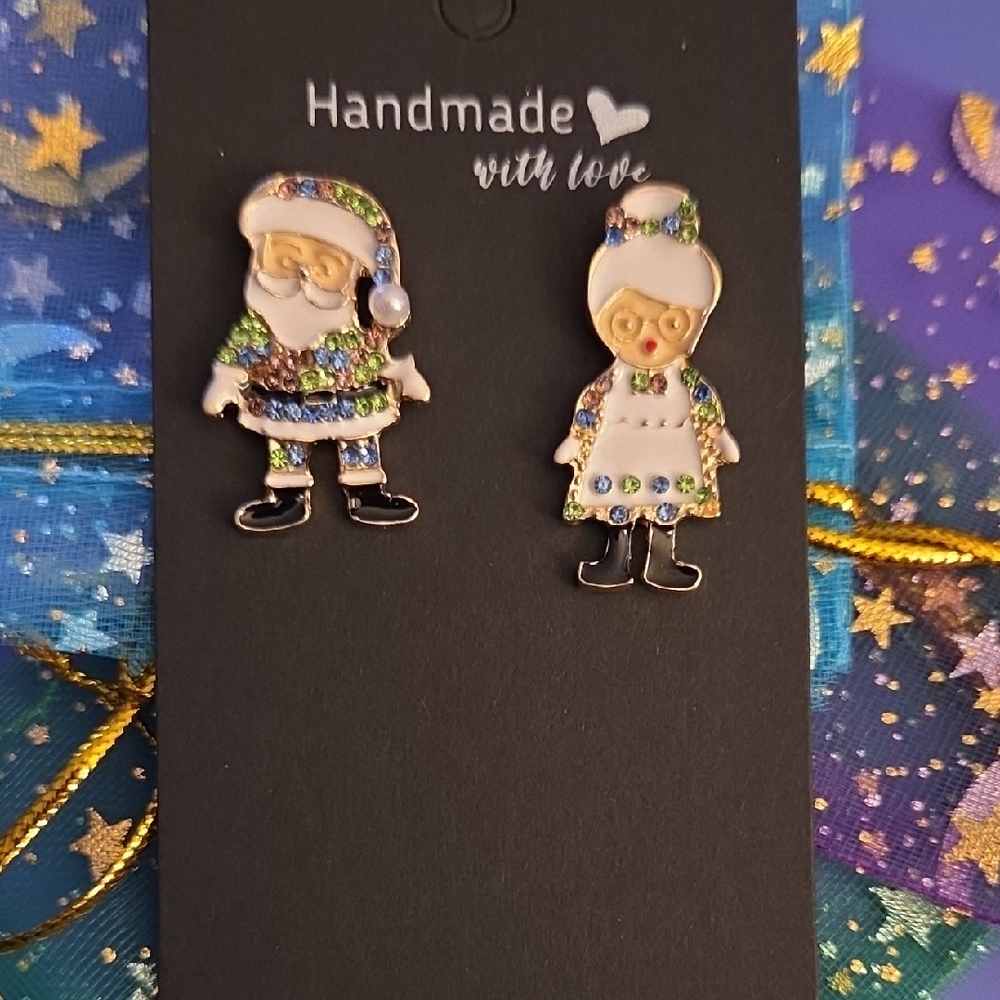 **New** Festive Santa and Mrs. Claus Christmas Earrings